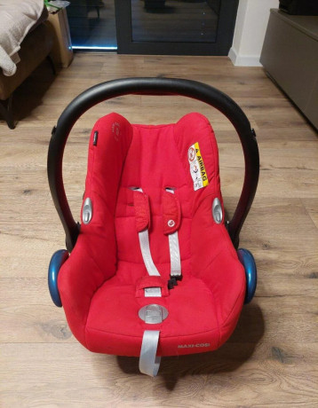 autosedacka-a-zakladna-maxi-cosi-cabriofix-0-13-kg-big-0