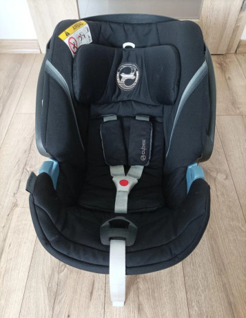 predam-autosedacku-vajicko-cybex-aton-5-big-1