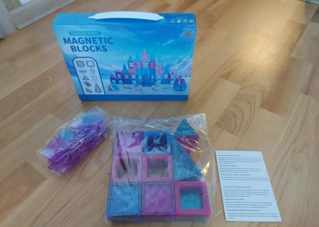 magneticka-stavebnica-102ks-nova-ladove-kralovstvo-big-0