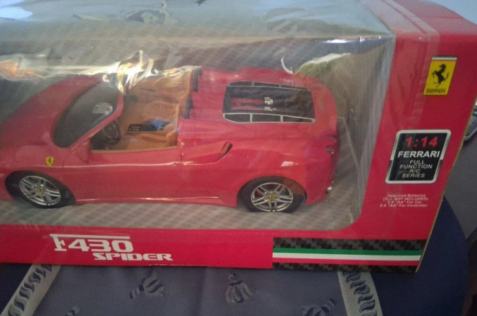 predam-ferrari-na-dialkovl-big-1