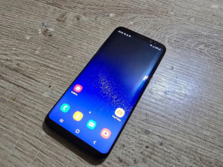 samsung-s8-v-super-stave-ma-len-velmi-jemne-znamky-pouzivani