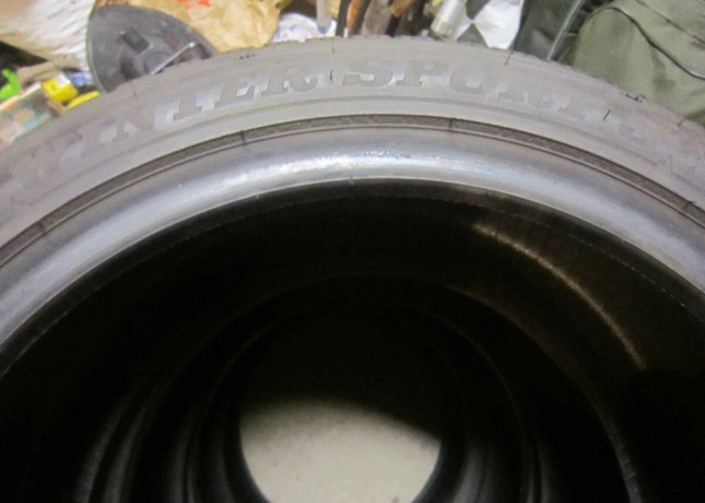 22545r17-91h-zimne-pneu-2x-continental-big-3