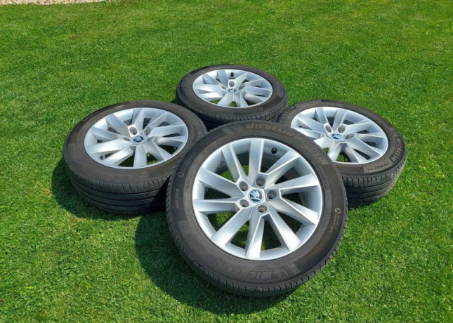 5x112-r17-letna-sada-pneu-michelin-top-stav-big-0
