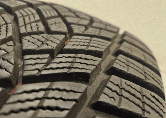 zimne-pneumatiky-goodyear-ultra-grip-big-2