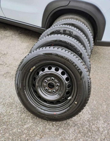 pneumatiky-21560-r16-big-2