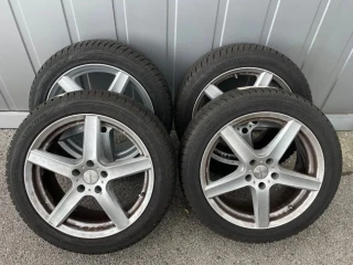 24545-r18-100v-goodyear-ultragrip-alu-disky-zimne-cupra
