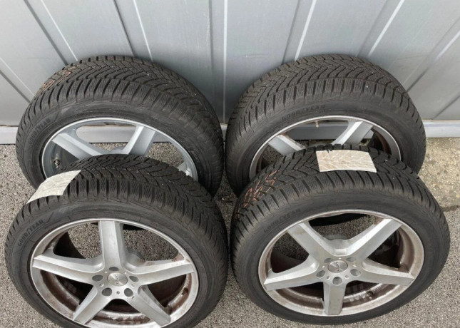 24545-r18-100v-goodyear-ultragrip-alu-disky-zimne-cupra-big-1