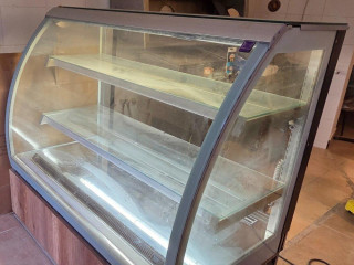 predam-funkcnu-chladiacu-vitrinu