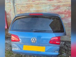 predam-zadny-kufor-pre-volkswagen-touran-1t3-2010-2015
