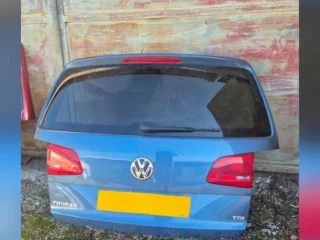 predam-zadny-kufor-pre-volkswagen-touran-1t3-2010-2015
