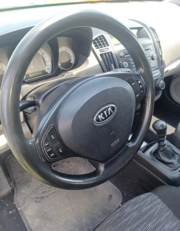 rozpredam-kia-ceed-14-77kw-2008-g4fc-big-3