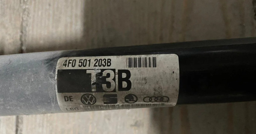 audi-a6-c6-zadna-poloos-4f0501203b-big-1
