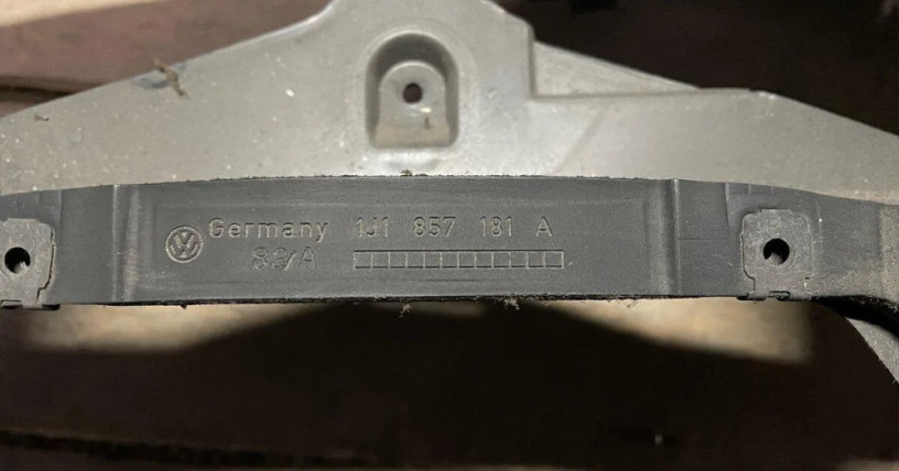 palubna-doska-skoda-fabia-1-a-vw-golf-4-big-3