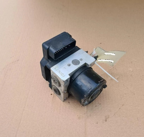 abs-kocka-kia-rio-5wy7508a-big-0