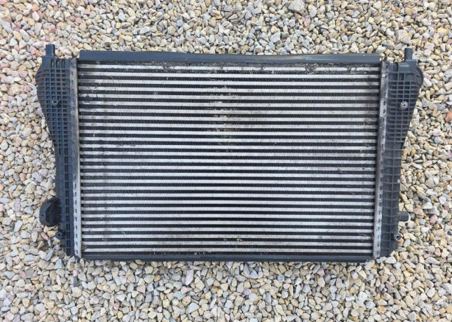 intercooler-vw-1k0145803t-big-1