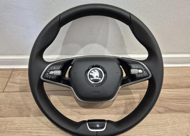 kozeny-multifunkcny-volant-skoda-s-airbagom-big-0