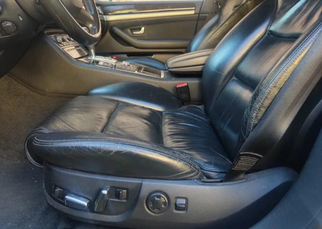 sedacky-audi-a8-d3-big-3