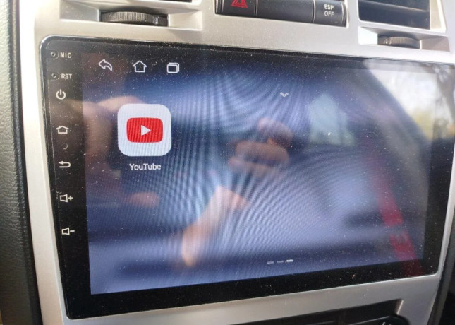 android-radio-chrysler-300c-big-4
