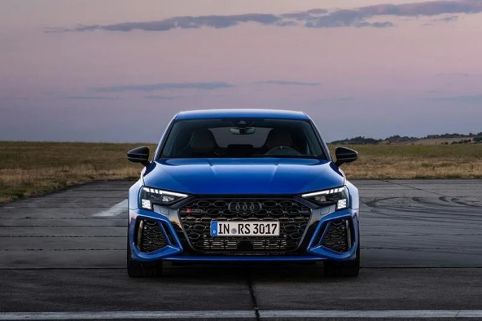 kryty-spatnych-zrkadiel-audi-a3s3rs38y-2021-2024-big-2