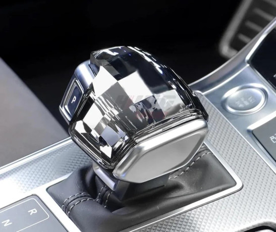 kryt-hlavice-radiacej-paky-audi-crystal-a6-a7-q8-big-4