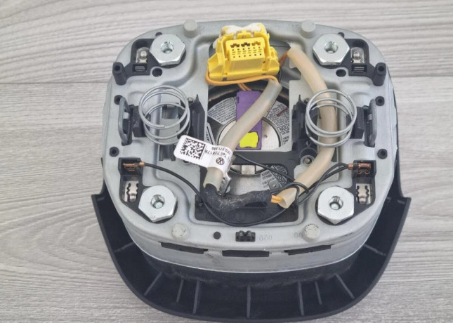 airbag-skoda-1z0880201ak-oktavia2-face-superb2-yeti-fabia-big-4