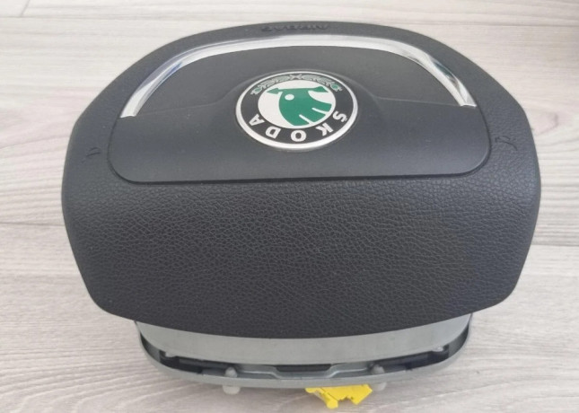 airbag-skoda-1z0880201ak-oktavia2-face-superb2-yeti-fabia-big-2