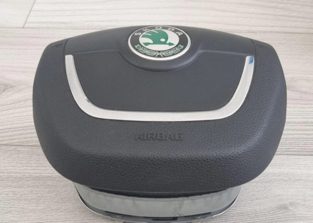 airbag-skoda-1z0880201ak-oktavia2-face-superb2-yeti-fabia-big-1