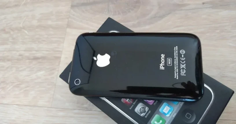 iphone-3gs-16gb-big-1