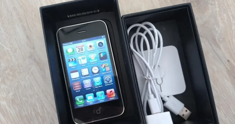 iphone-3gs-16gb-big-3
