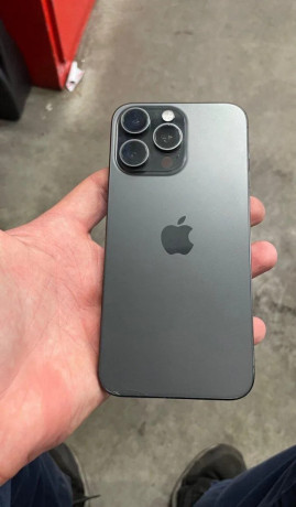 iphone-15-pro-max-big-0