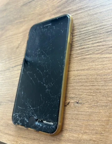 iphone-na-suciastky-big-2