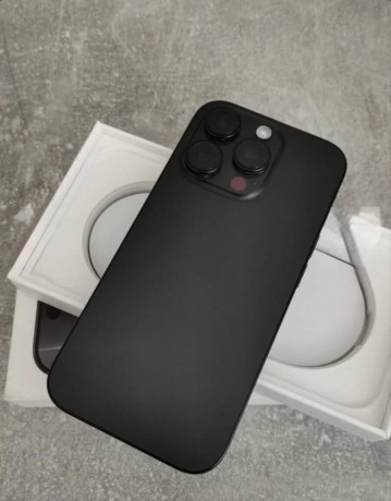 apple-iphone-16-pro-256gb-black-big-1