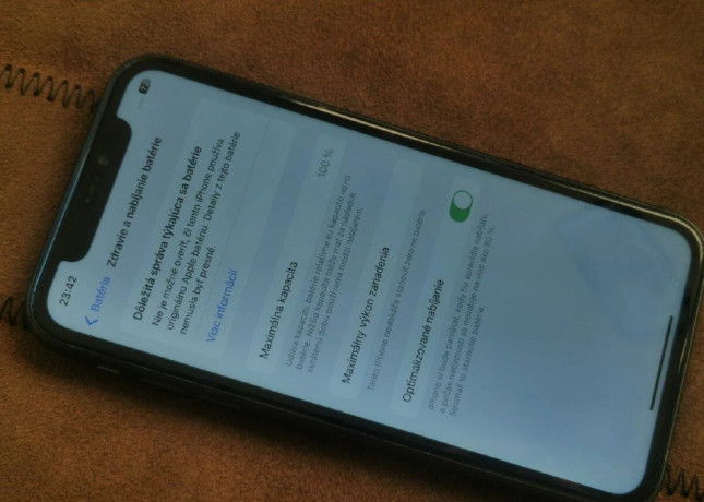apple-iphone-11-128-gb-big-3