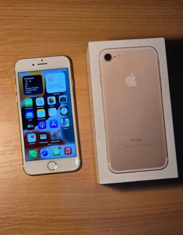 apple-iphone-7-gold-big-0