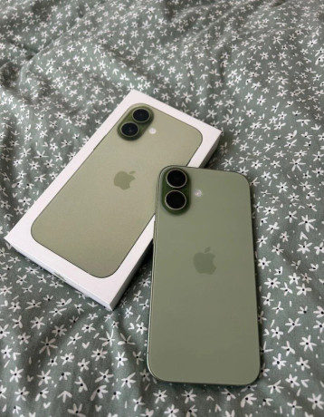 iphone-17-sage-green-big-1