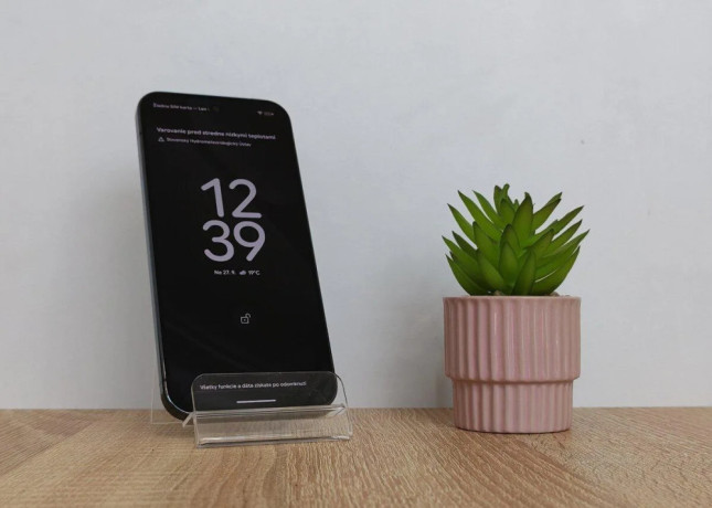 google-pixel-9-pro-xl-256gb-93-bateria-zaruka-12-mesiac-big-2