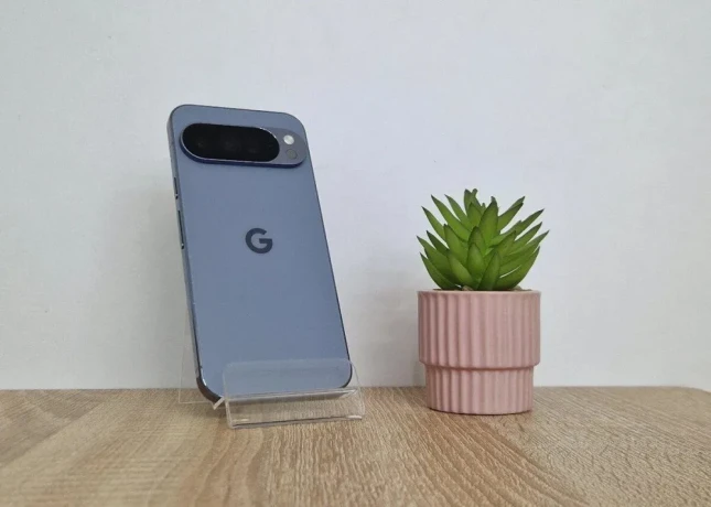 zaruka-google-pixel-10-pro-xl-256-gb-bateria-100-top-big-0