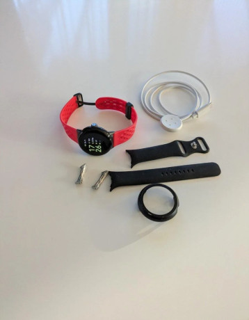 google-pixel-watch-2-wifi-big-1