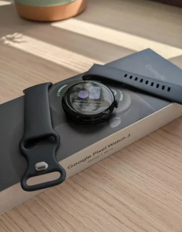 google-pixel-watch-3-45mm-s-wifi-big-0