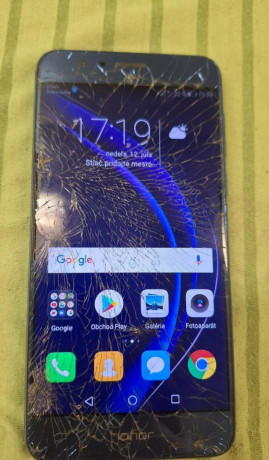 honor-8-432gb-android-8-dual-sim-na-diely-big-0
