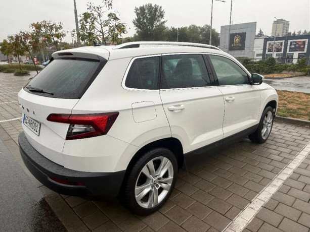 skoda-karoq-skoda-karoq-16-tdi-85-kw-2020-virtual-cockpit-navi-tazne-big-1