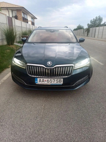 skoda-superb-combi-20-tdi-scr-style-dsg-110kw150hp-a7-big-2