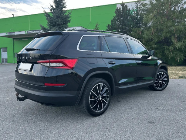 skoda-kodiaq-15-tsi-act-ambition-dsg-110kw150hp-a7-big-0