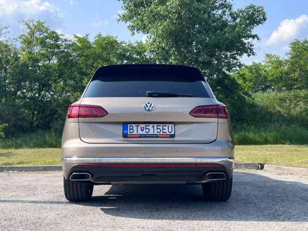 volkswagen-touareg-30-v6-tdi-scr-286k-elegance-4motion-tiptronic-210kw285hp-a8-big-3