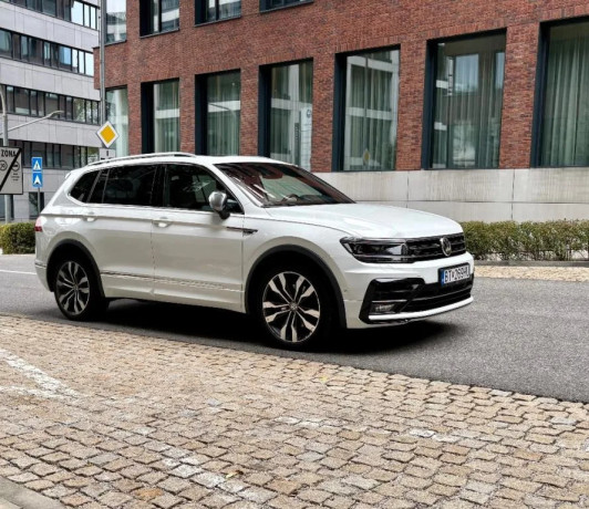 volkswagen-tiguan-all-space-7-miest-20-tdi-4motion-dsg-big-1