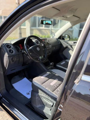 volkswagen-tiguan-20-diesel-103kw-automat-prevodovka-4x4-big-3