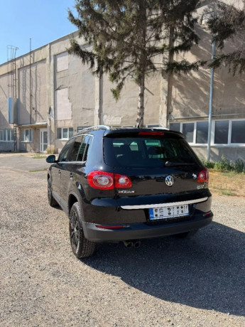 volkswagen-tiguan-20-diesel-103kw-automat-prevodovka-4x4-big-0