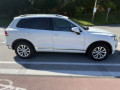 volkswagen-touareg-30-v6-tdi-150-kw-4motion-85-000-km-kompletna-servisna-historia-small-0