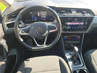 volkswagen-touran-20-tdi-scr-150k-edition-comfortline-dsg
