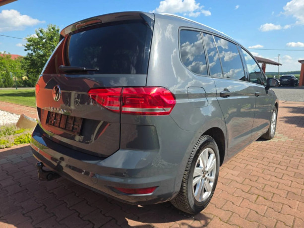 volkswagen-touran-20-tdi-scr-150k-edition-comfortline-dsg-big-1